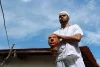 Luiz Marcelo Transe para foto de Juliano Varela